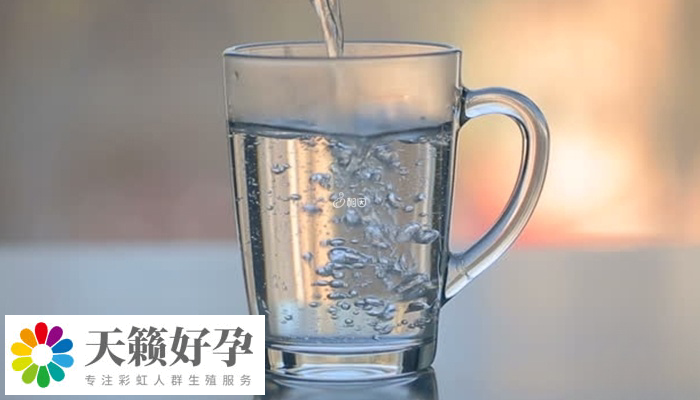 服用勃銳精要用40度以下的溫水